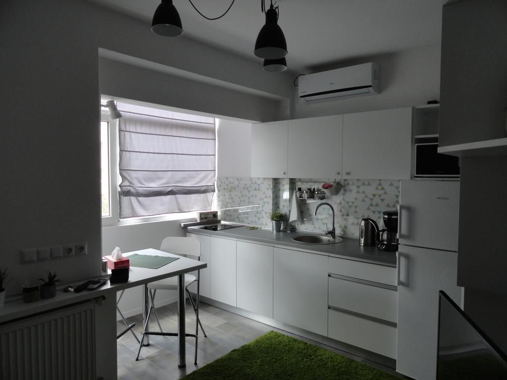 Cozy Central Studio Bukarest Exteriör bild